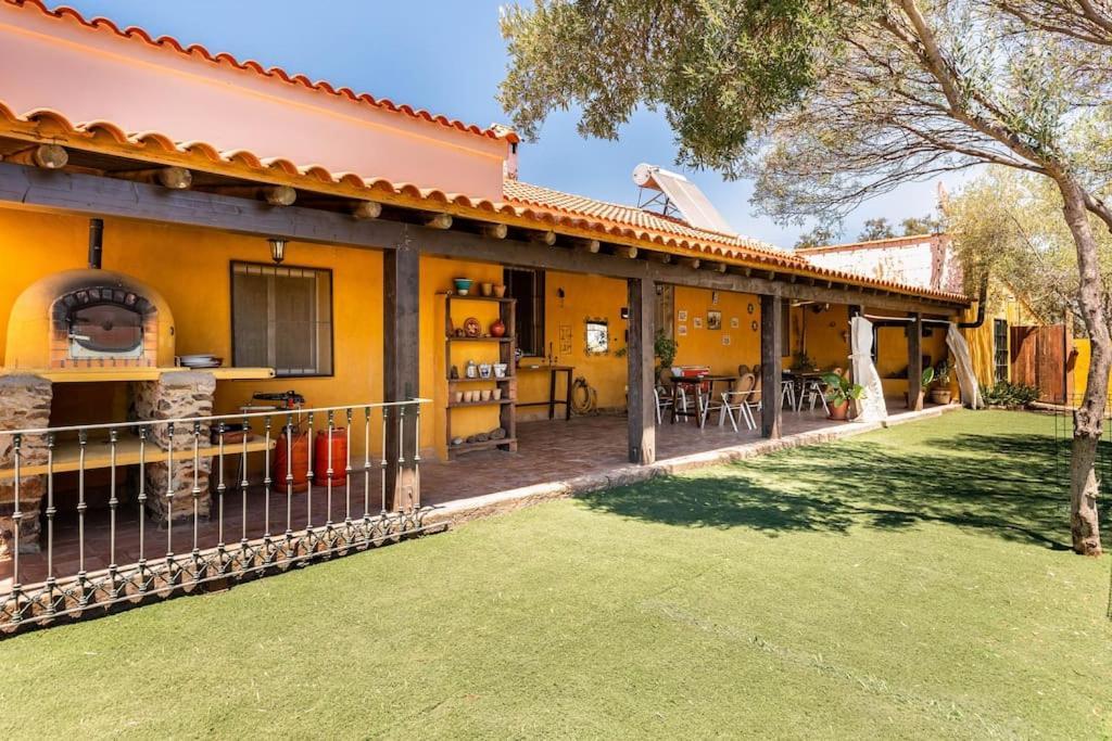 Casa Rural Navalonguilla Con Piscina 산타 올라야 델 칼라 외부 사진