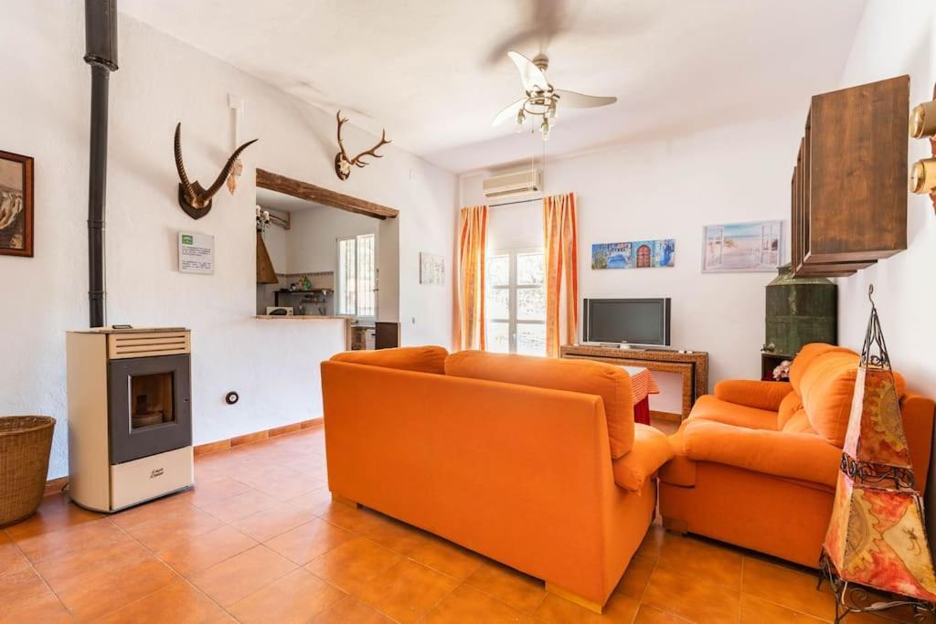 Casa Rural Navalonguilla Con Piscina 산타 올라야 델 칼라 외부 사진